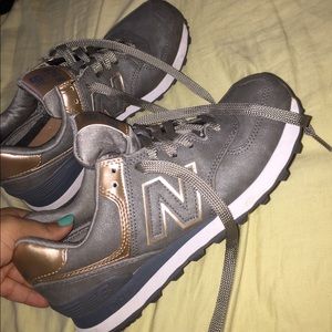 New balance shoes size 6